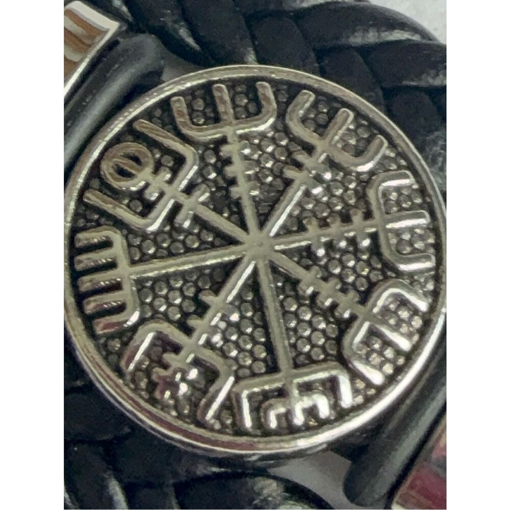 Vegvísir Compass Bracelet – Black Braided Vegan Leather - Picture 2 of 7